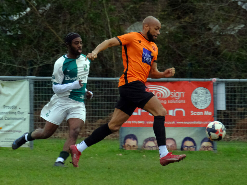 Wokingham & Emmbrook v Edgware & Kingsbury Pictures: Andrew Batt