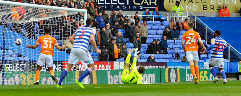 Reading FC Tom Ince Picture: Steve Smyth