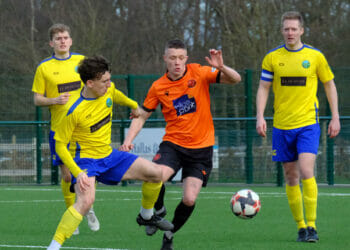 Ascot United v Wokingham & Emmbrook Pictures: Andrew Batt