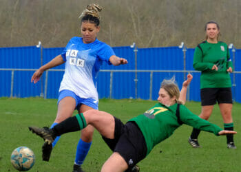 Eversley & California Ladies v Kidlington Pictures: Andrew Batt