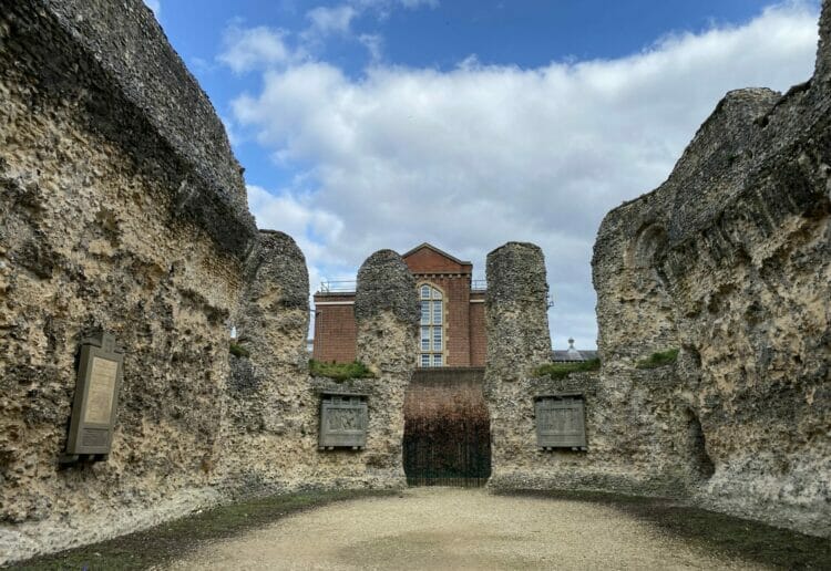 Reading Abbey ruins Picture: Phil Creighton