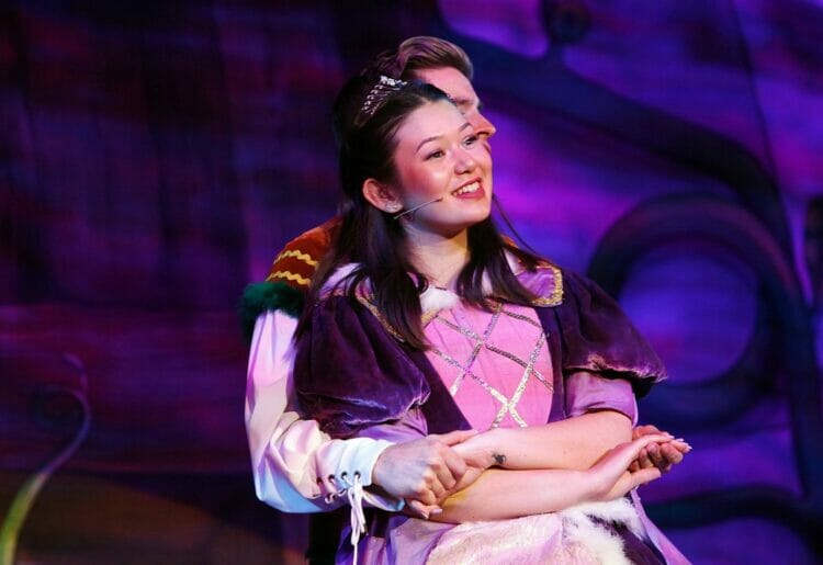 Katsie Fong Frydenberg made her debut at The Hexagon last Christmas in Jack and the Beanstalk, wowing audiences with her amazing voice and penchant for comedy