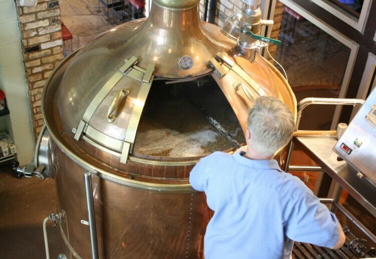 A new craft beer will be launched at The Castle Tap this Saturday Picture: Posed by model, cerdadebbie from Pixabay