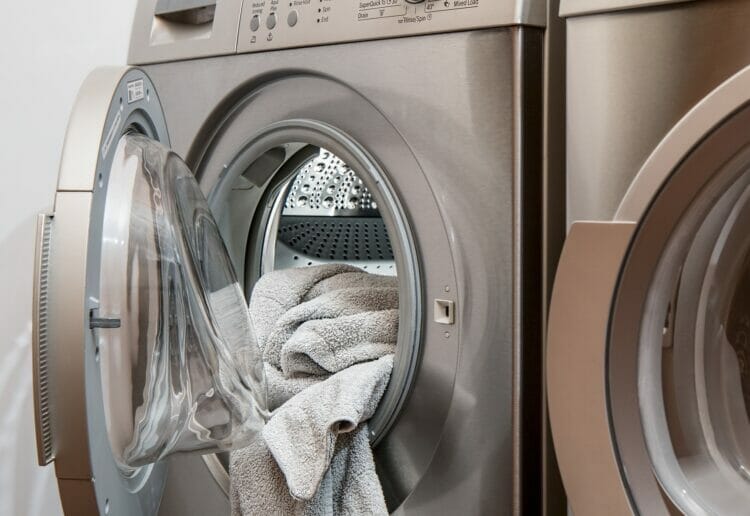 What happens in households where there is no washing machines? Picture:  Steve Buissinne from Pixabay
