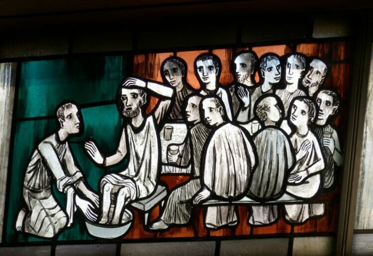 Artwork representing Jesus washing the feet of his disciples ahead of the Passion Picture: falco from Pixabay