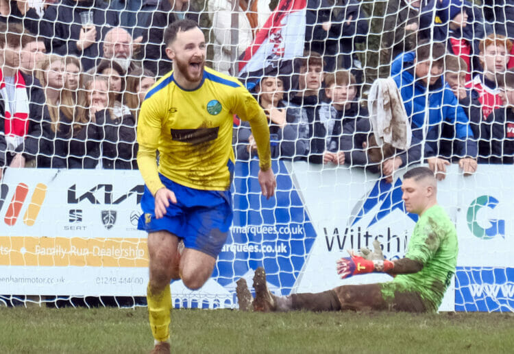 Corsham Town v Ascot United Picture: Andrew Batt