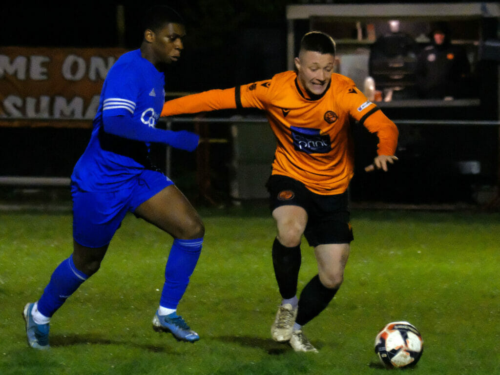 Wokingham & Emmbrook FC Pictures: Andrew Batt