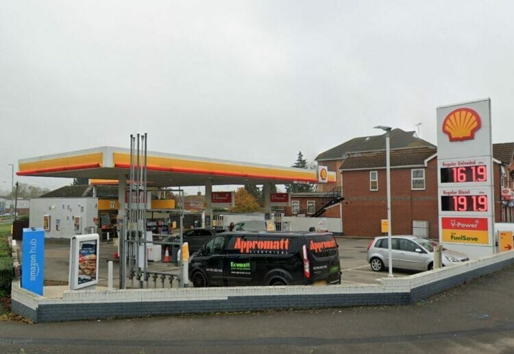 The Norcot Shell station that wants to have a lcience to sell alcohol 24 hours a day Picture: Google Maps / LDRS