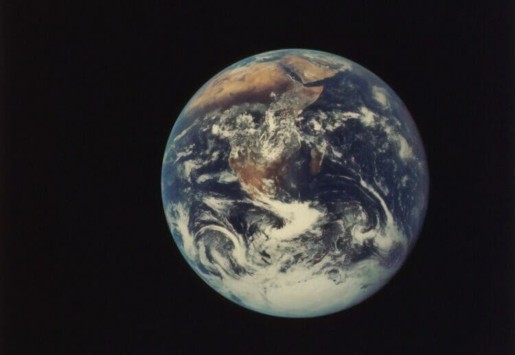 Global Justice Reading will watch a film about how to save the planet, followed by a discussion on the current economic growth model. Picture: New York Public LIbrary via Unsplash