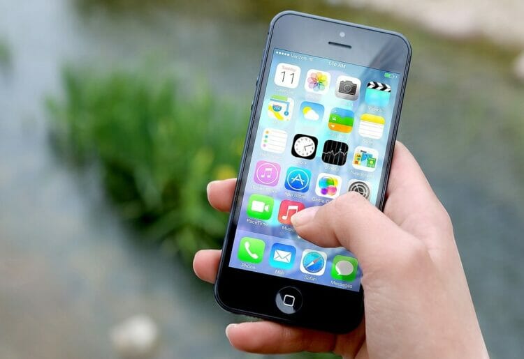 Mental health service Tellmi has launched to help young people across Reading, Wokingham, and Berkshire West. Picture: jeshoots.com via Pixabay