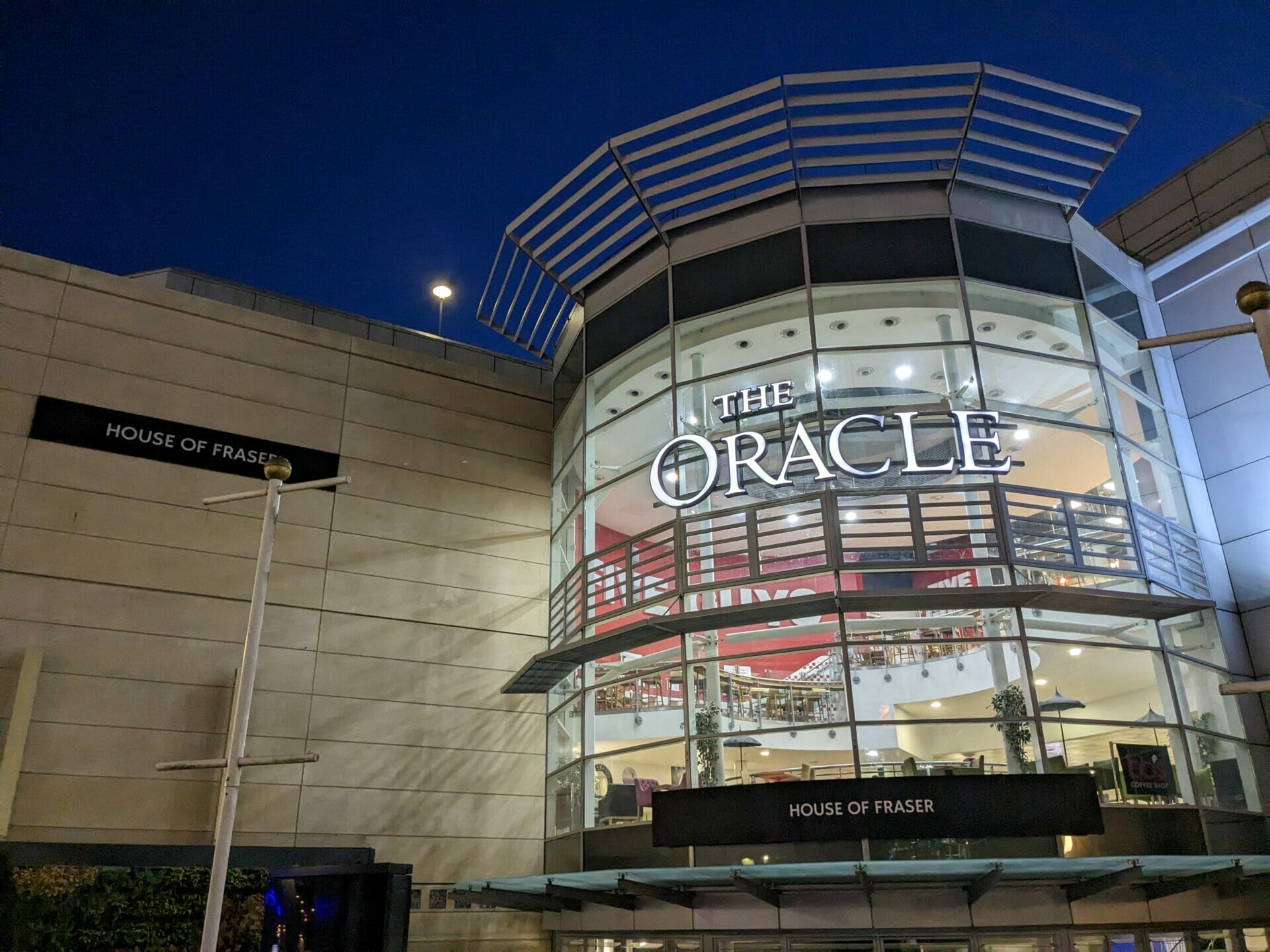 The Oracle shopping centre evacuated after diesel leak – Reading Today  Online