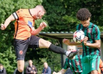 Wokingham & Emmbrook v Cinderford Town