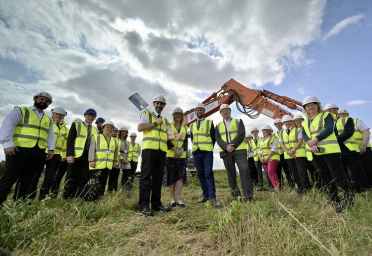 Thames Valley Police and the Police and Crime Commissioner have marked the start of work on the new forensics centre