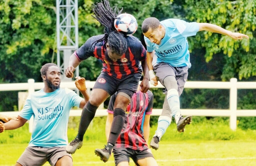 Woodley United v AFC Aldermaston Pictures: Andrew Batt