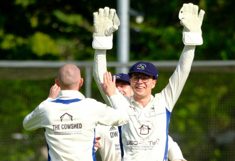 Emmbrook and Bearwood Cricket Club
