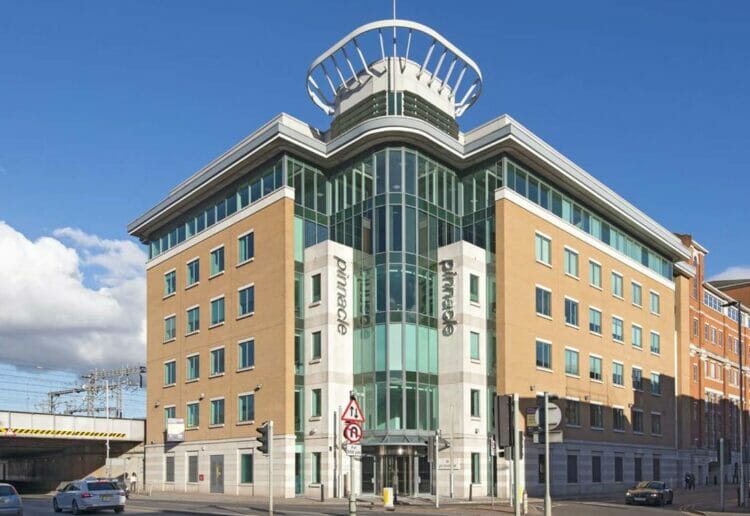 The Pinnacle, Reading.