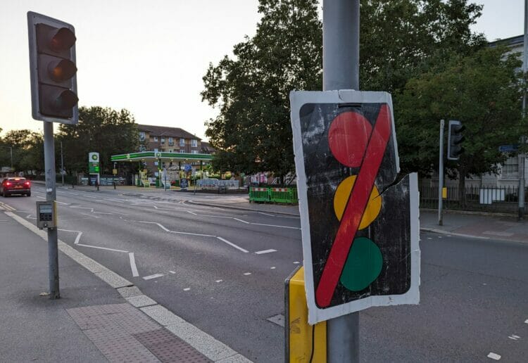 The London Road pedestrian crossing outside the Royal Berkshire Hospital was broken for nearly a fortnight Picture: reading Greens