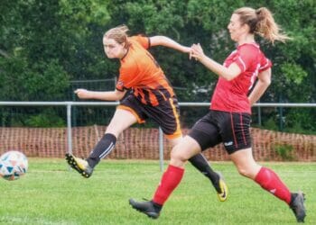 Wokingham & Emmbrook Ladies Pictures: Andrew Batt