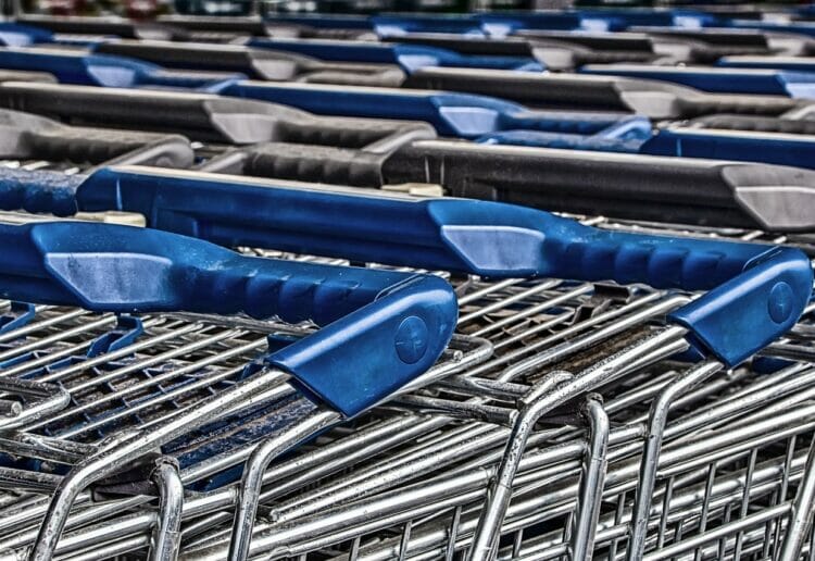 Goiong food shopping with children when everyone is tired is ... an interesting experience Picture: Tom/Pixabay