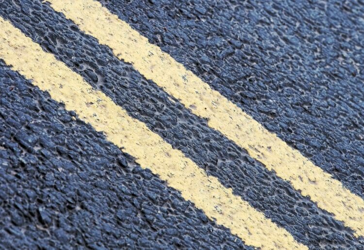 Double yellow lines will be laid later this year Picture  aitoff via Pixabay