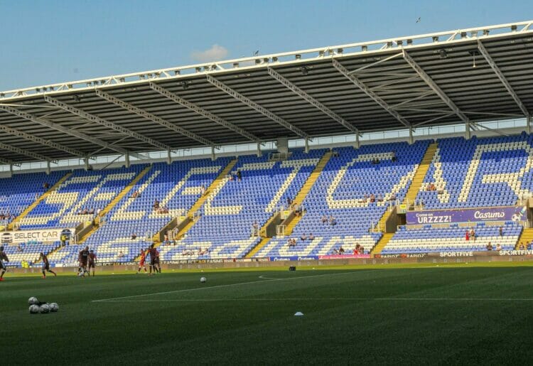 Select Car Leasing Stadium - Reading FC