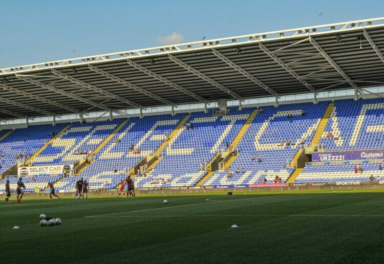Select Car Leasing Stadium - Reading FC