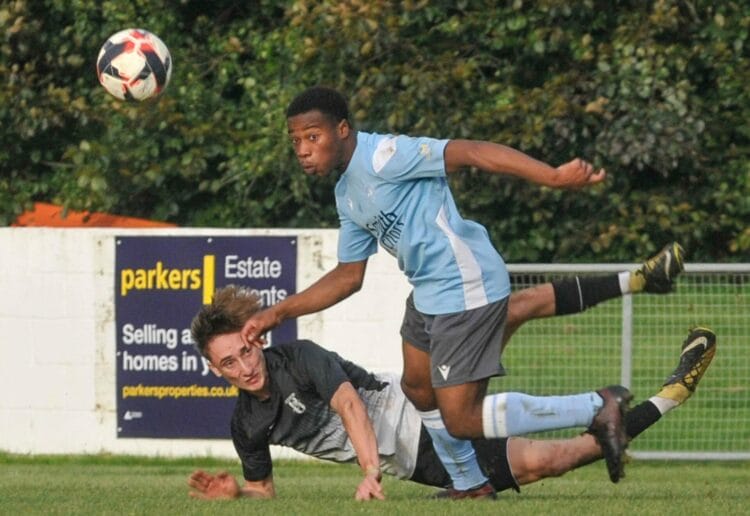 Woodley United v Amersham Town Picture: Steve Smyth