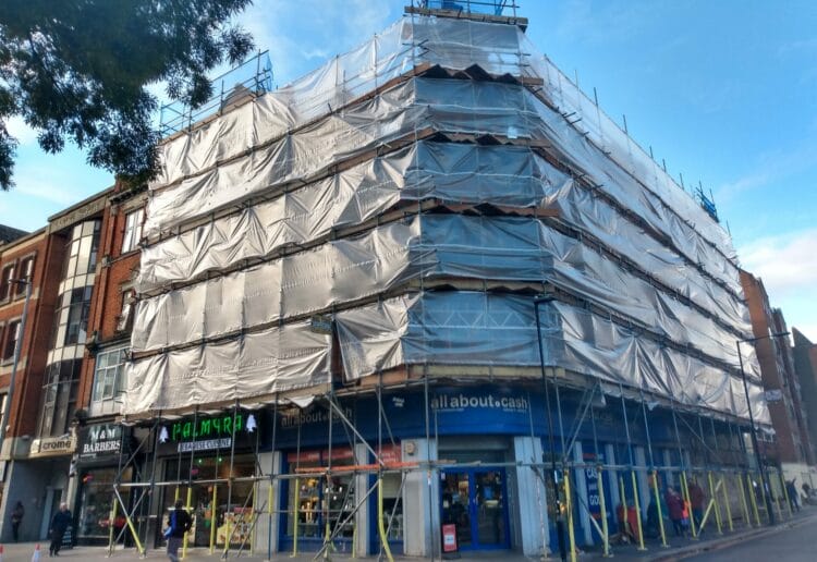 The building on Oxford Road that could become flats on the upper levels Picture: Local democracy reporting service