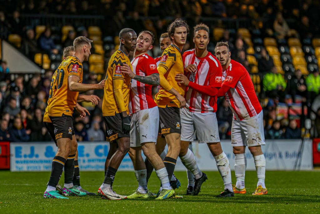 Cambridge United v Bracknell Town Pictures: John Leakey