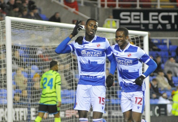 Reading v Arsenal U21s

Reading score