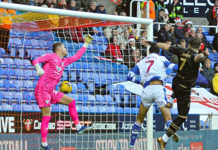 Reading v Barnsley Pictures: Steve Smyth