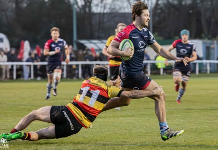Axel Kalling-Smith set-up two scores with powerful breaks