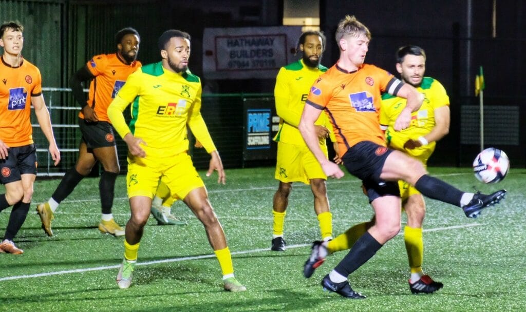 Wokingham & Emmbrook FC Pictures: Andrew Batt