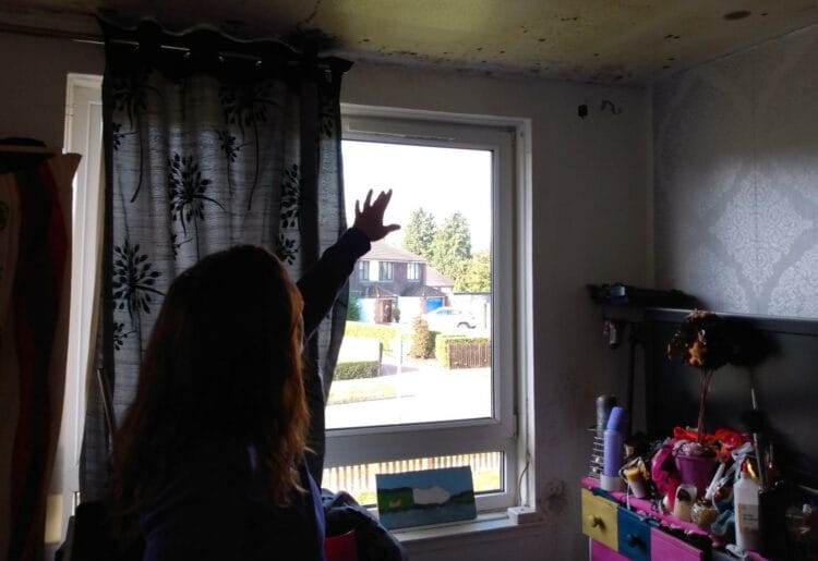 Elaine Parry-Taylor at her council flat in Corwen Road, Tilehurst, where problems have lingered for months. Credit: James Aldridge,