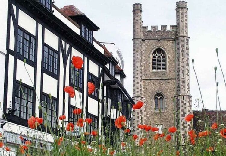 St Laurence's Church in Reading town centre