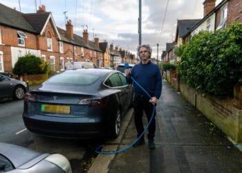 New scheme to help Reading homes without a driveway get EV charging points