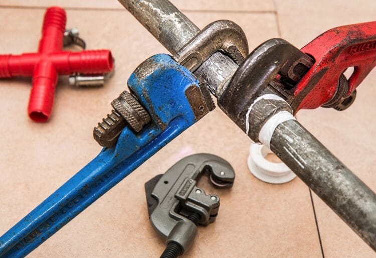 People can borrow tools and equipment from Readiing's new Library of things. Picture: Steve Buissinne via Pixabay