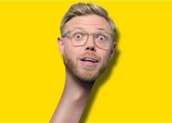 Rob Beckett returns to Reading with new stand-up show, Giraffe