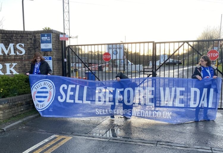 Reading FC Wycombe Wanderers protest Pictures: Phil Creighton