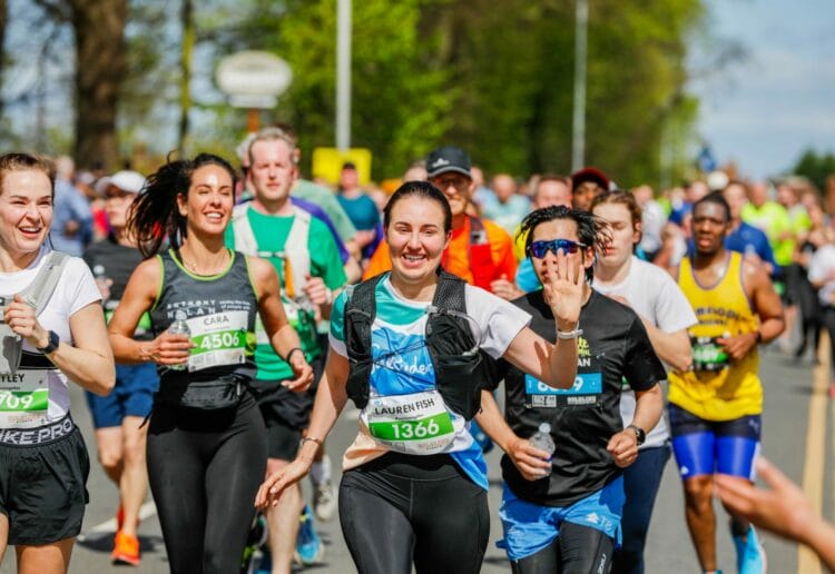 Lauren Fish running the Reading Half Marathon in aid of Sue Ryder