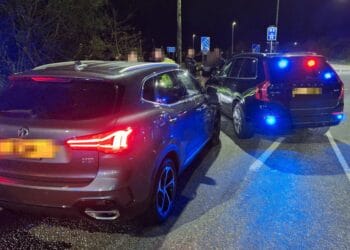 Police dog helps officers catch man suspected of drug driving on M4 near Theale