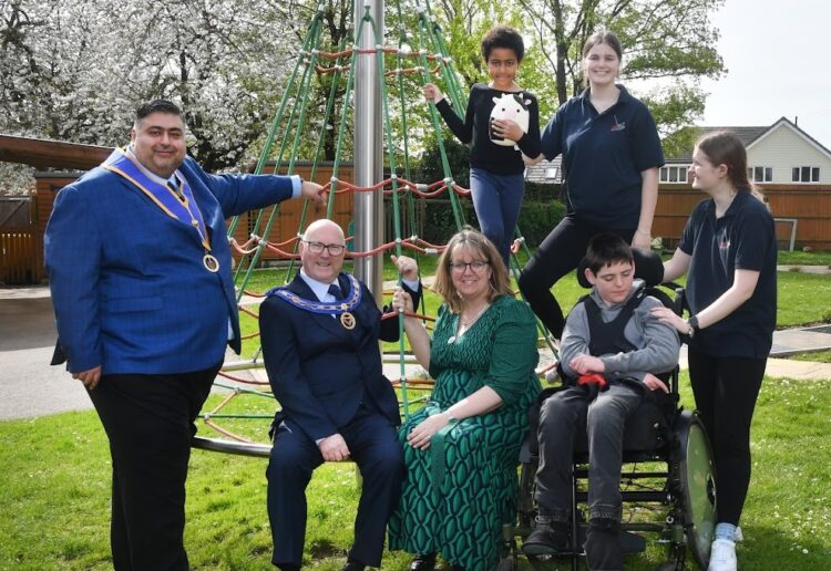 Photo shows: (on left),  Berkshire Freemasons Provincial Grand Charity Steward, W.Bro. Mickey Labana, W.Bro. Gerry Preston, Assistant Provincial Grand Master of Berkshire along with Rhonda Nicklin, CEO of Swings & Smiles, Jess Green and Grace Larby with two of the young Service Users.Berkshire Freemasons were delighted to get involved with Swings & Smiles with a donation that will clearly help the charity with much needed equipment. The Charity was set up to provide children with special needs and disabilities a place that they would be able to go with their families and play.