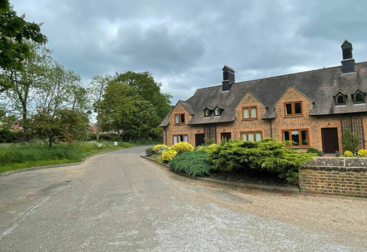 The widest point at Lyefield Court, Emmer Green. Neighbours argue that it is too narrow for construction traffic and other vehicles to pass. There is also no designated footpath Picture: Local Democracy Reporting Service