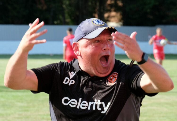 Wokingham Town v Egham Town Pictures: Andrew Batt