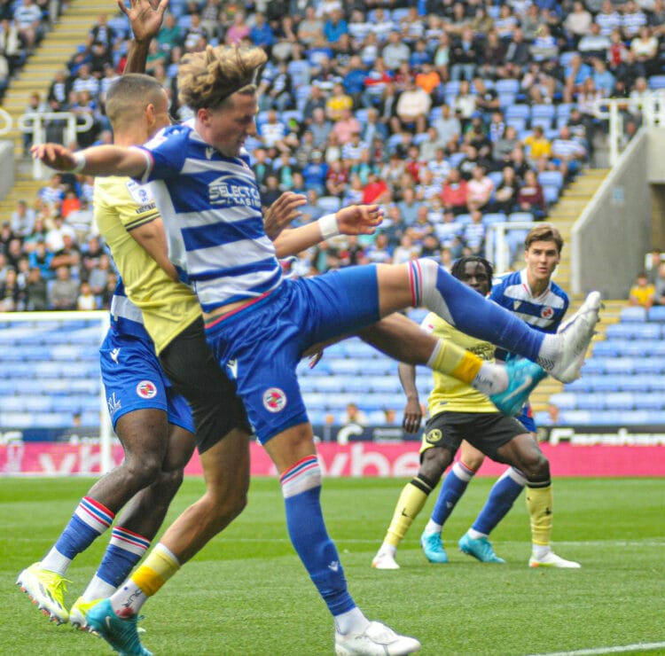 Reading v Charlton