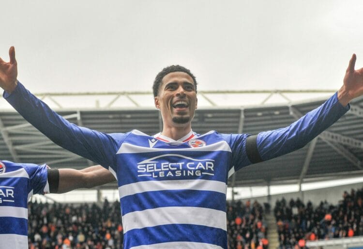 Reading v Blackpool



Reading's second goal celebrations.