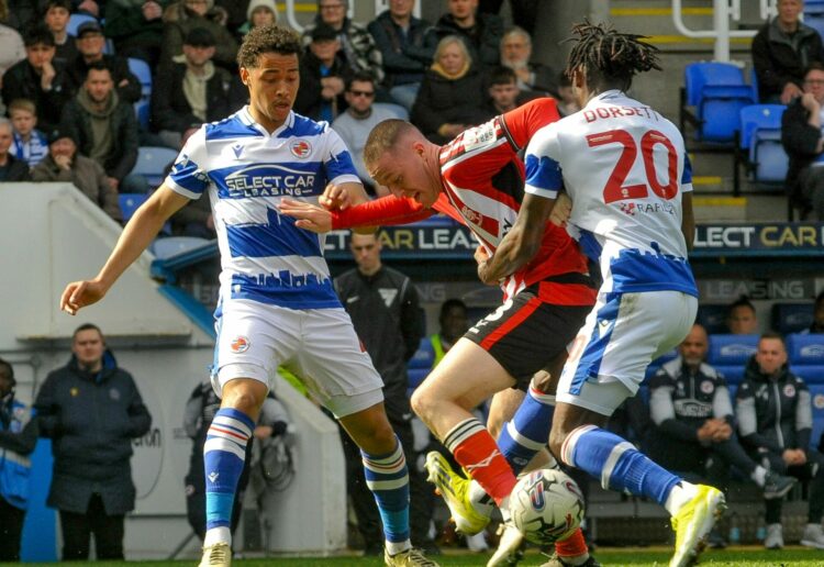 Reading v Lincoln City