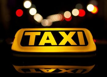 Unlicensed taxi driver served penalties of more than £1,000