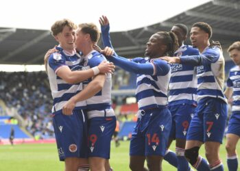 Reading v Peterborough United Pictures: Luke Adams