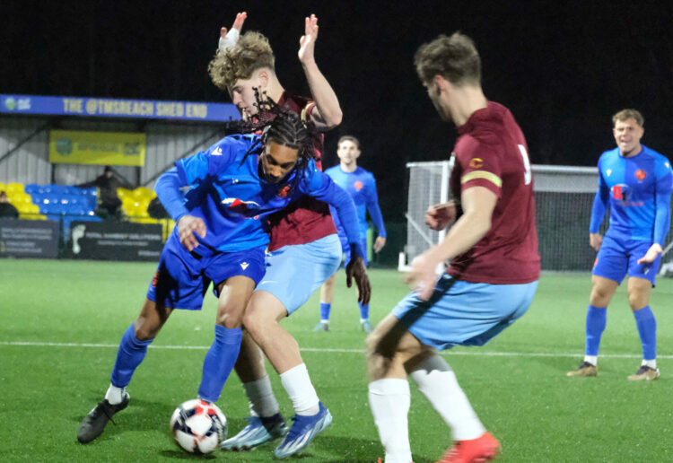 Berks County v Wokingham Town Pictures: Andrew Batt